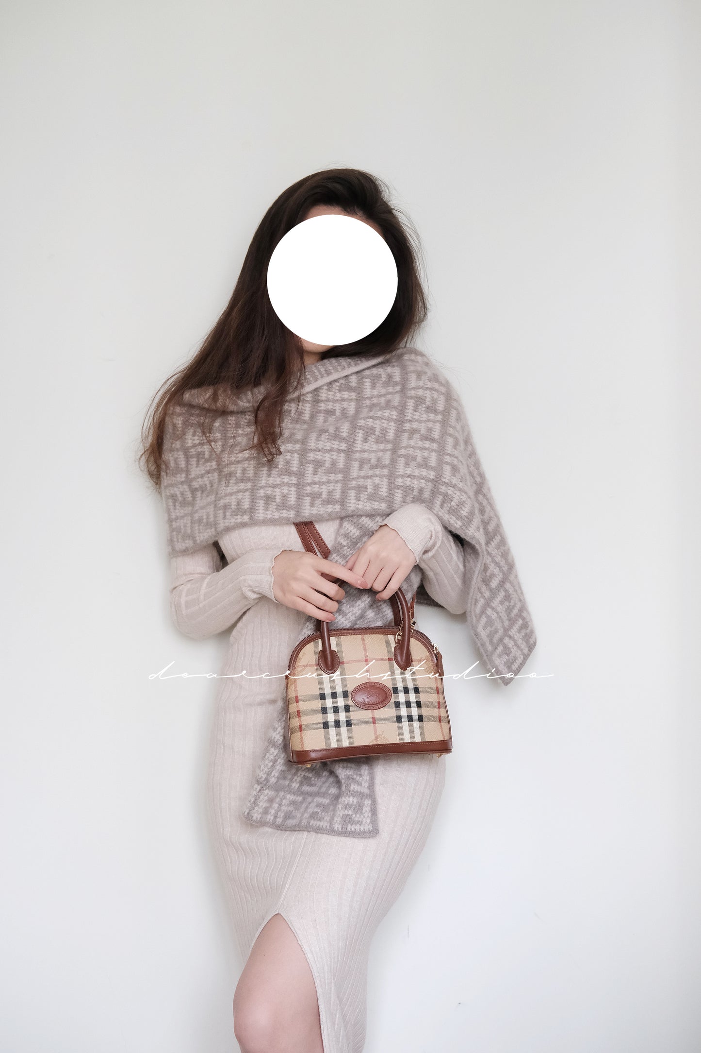 Burberry Alma BB · 經典戰馬格紋迷你貝殼包