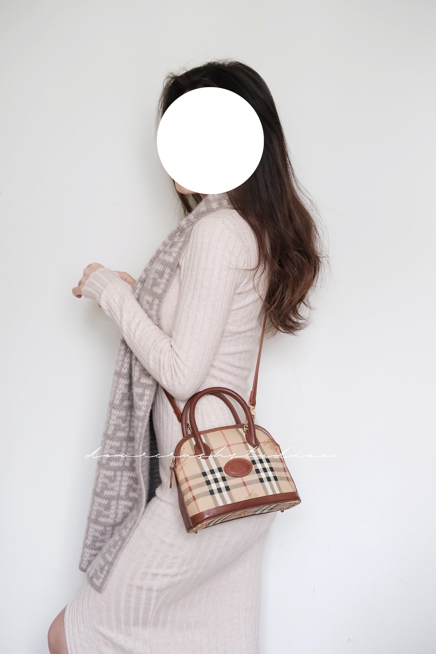 Burberry Alma BB · 經典戰馬格紋迷你貝殼包