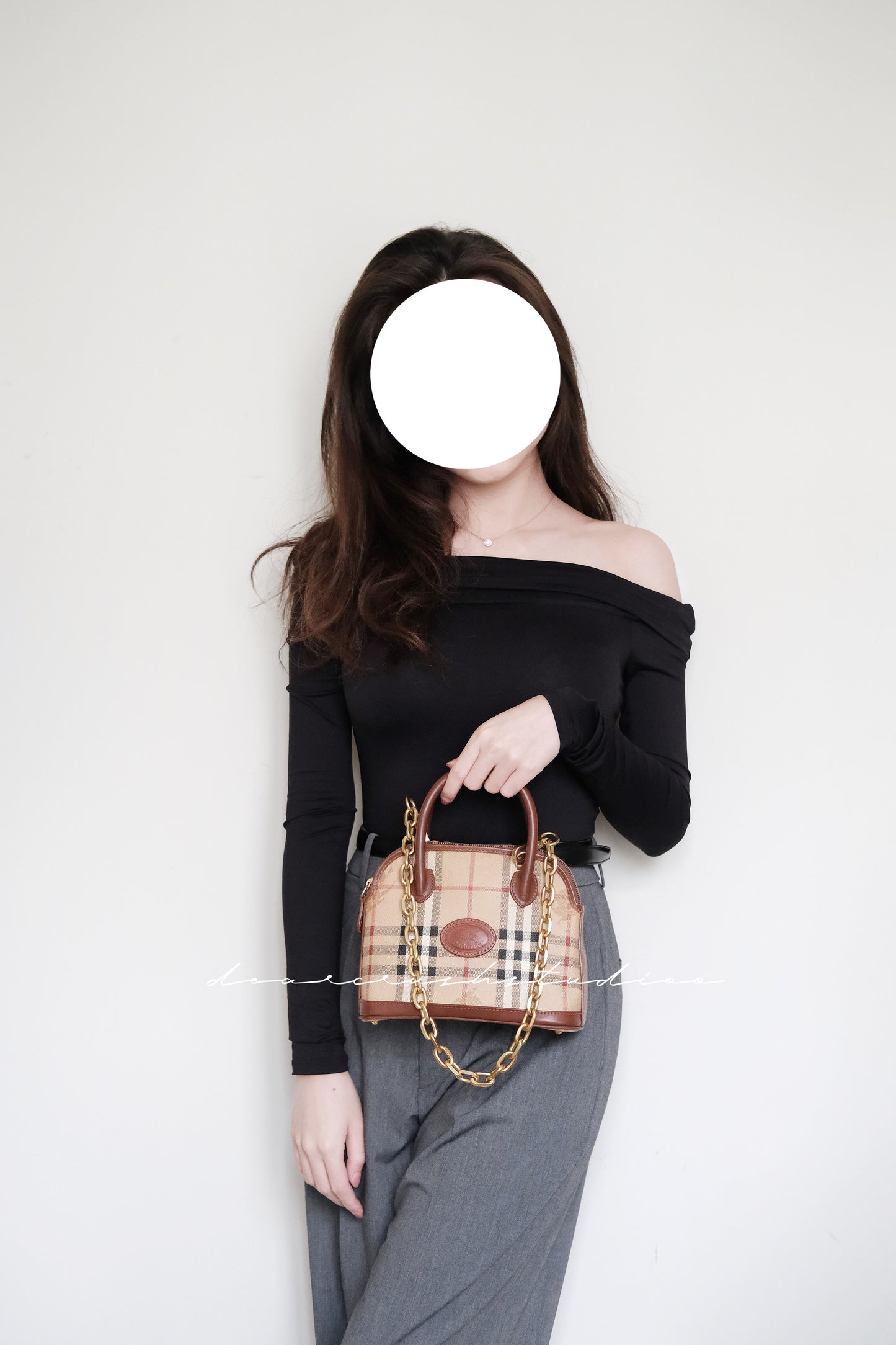 Burberry Alma BB · 經典戰馬格紋迷你貝殼包