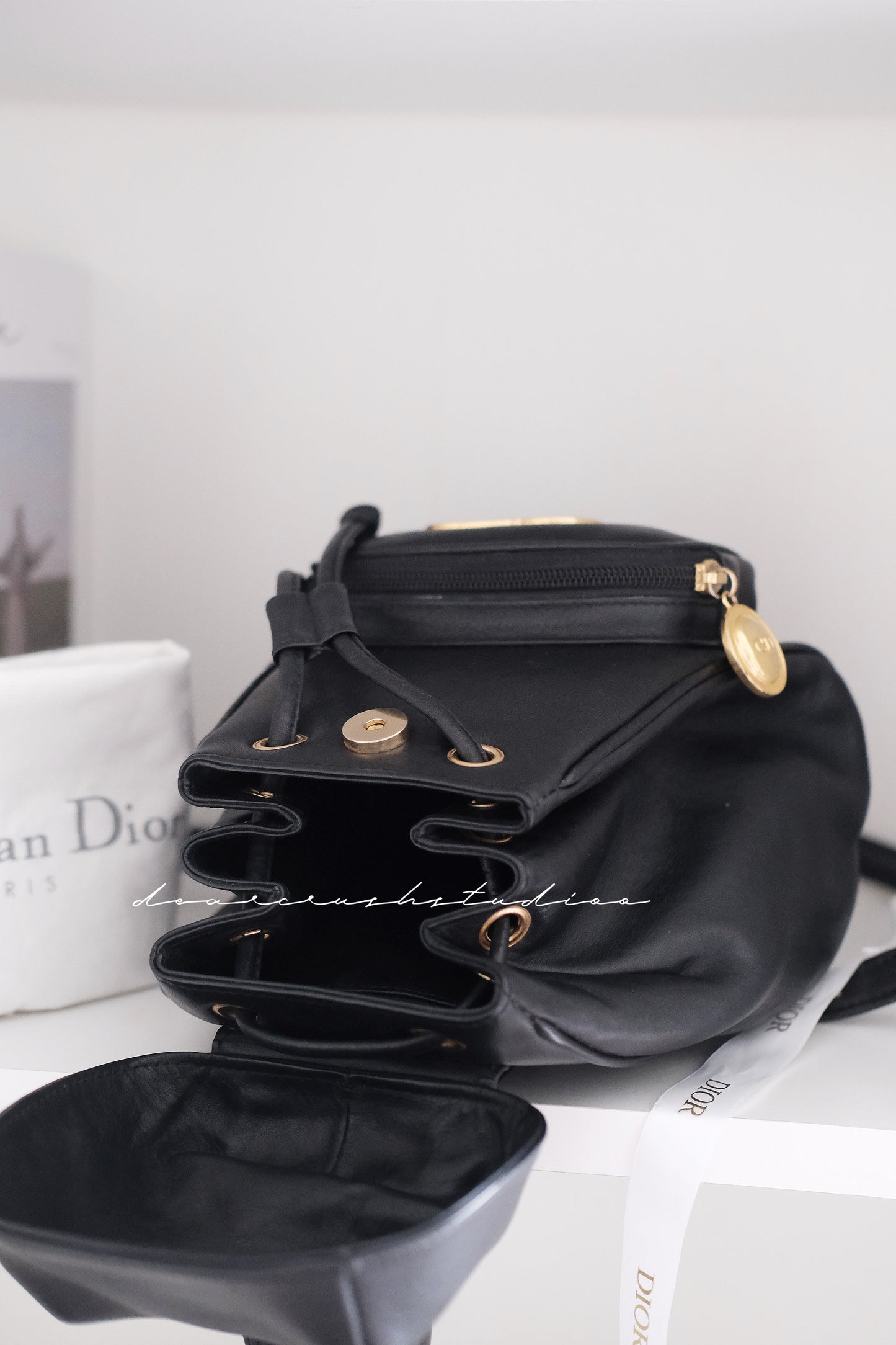 Dior Mini Backpack · 黑金LOGO牛皮迷你小背囊