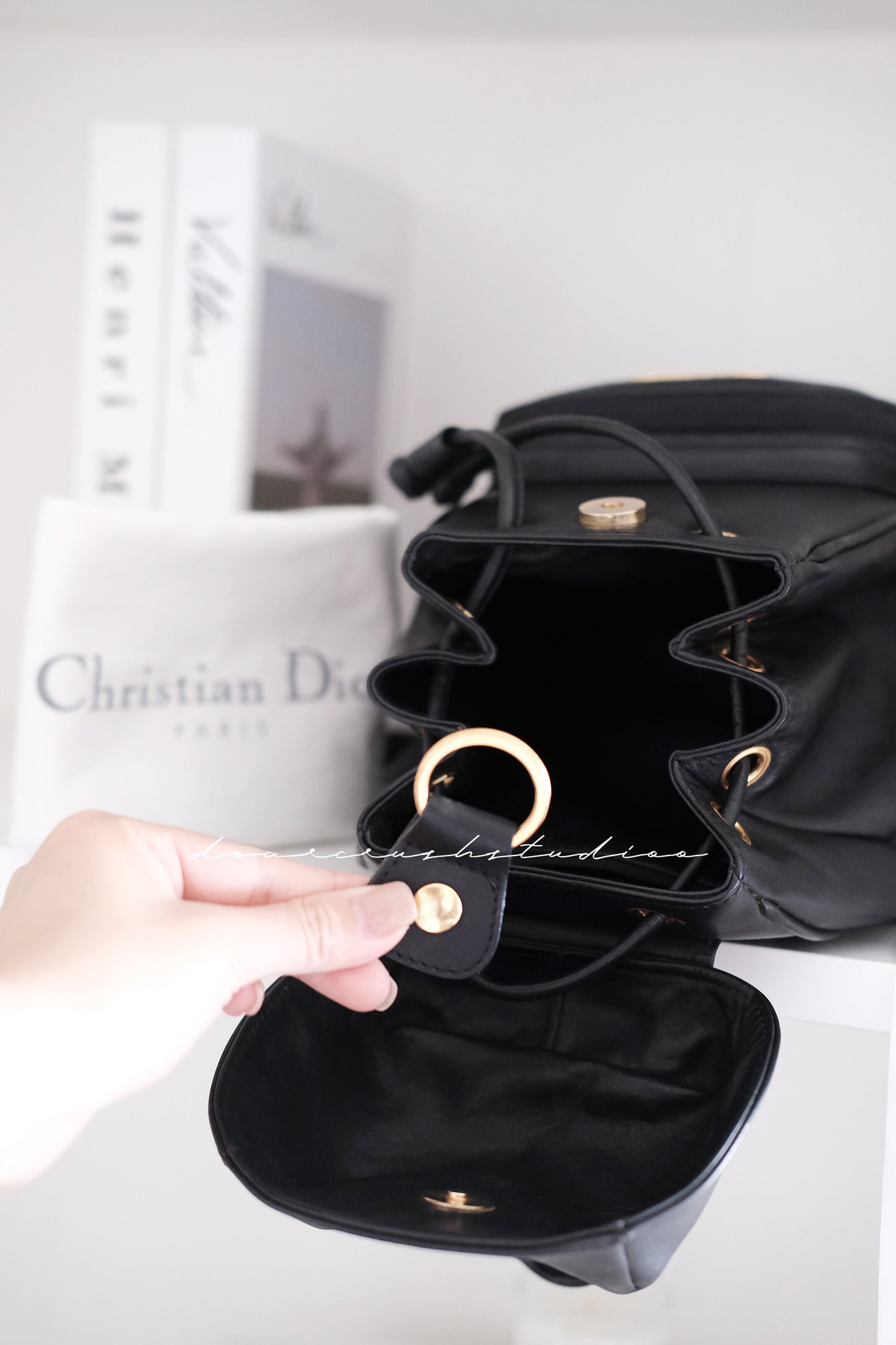 Dior Mini Backpack · 黑金LOGO牛皮迷你小背囊