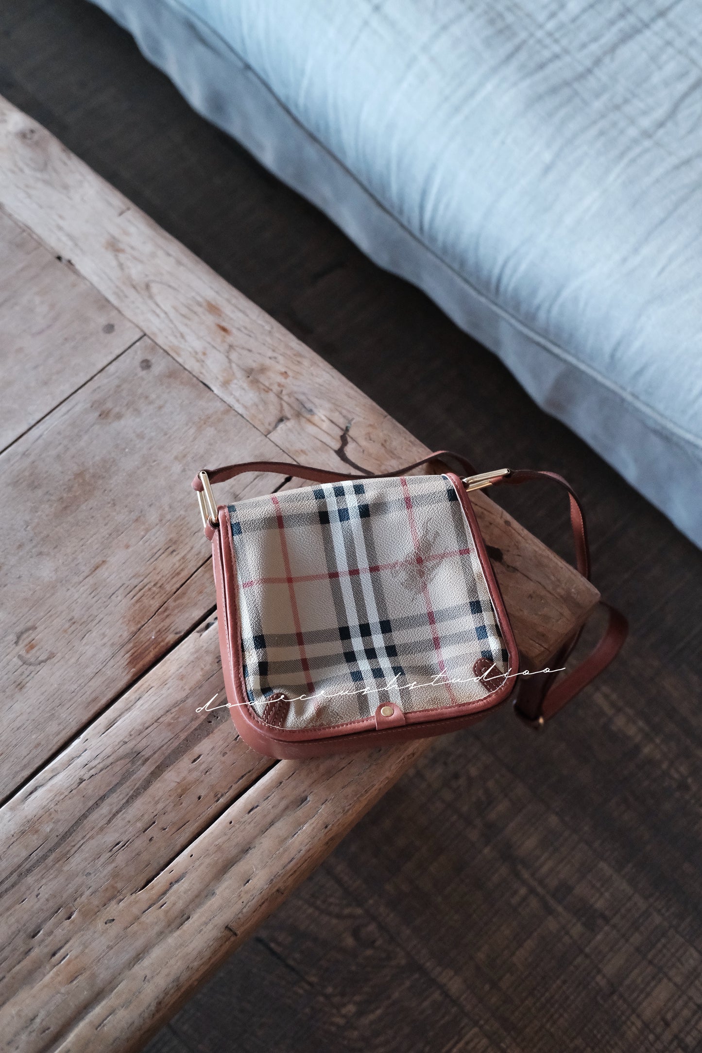 Burberry Mini Nova Check Crossbody · 精緻小巧戰馬紋小元寶