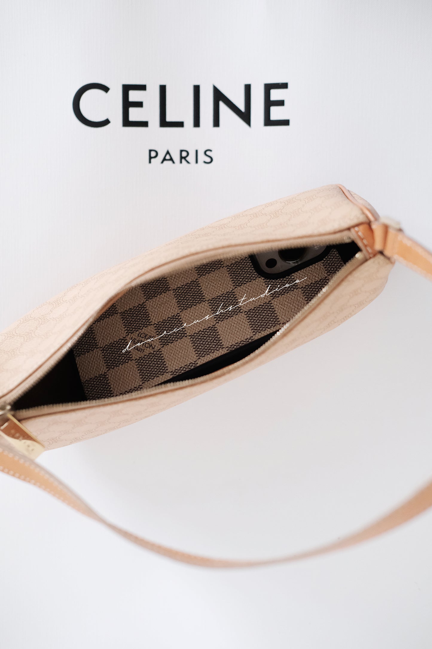 Celine Beige Hobo Rare Found · 近新保存品奶茶色腋下包