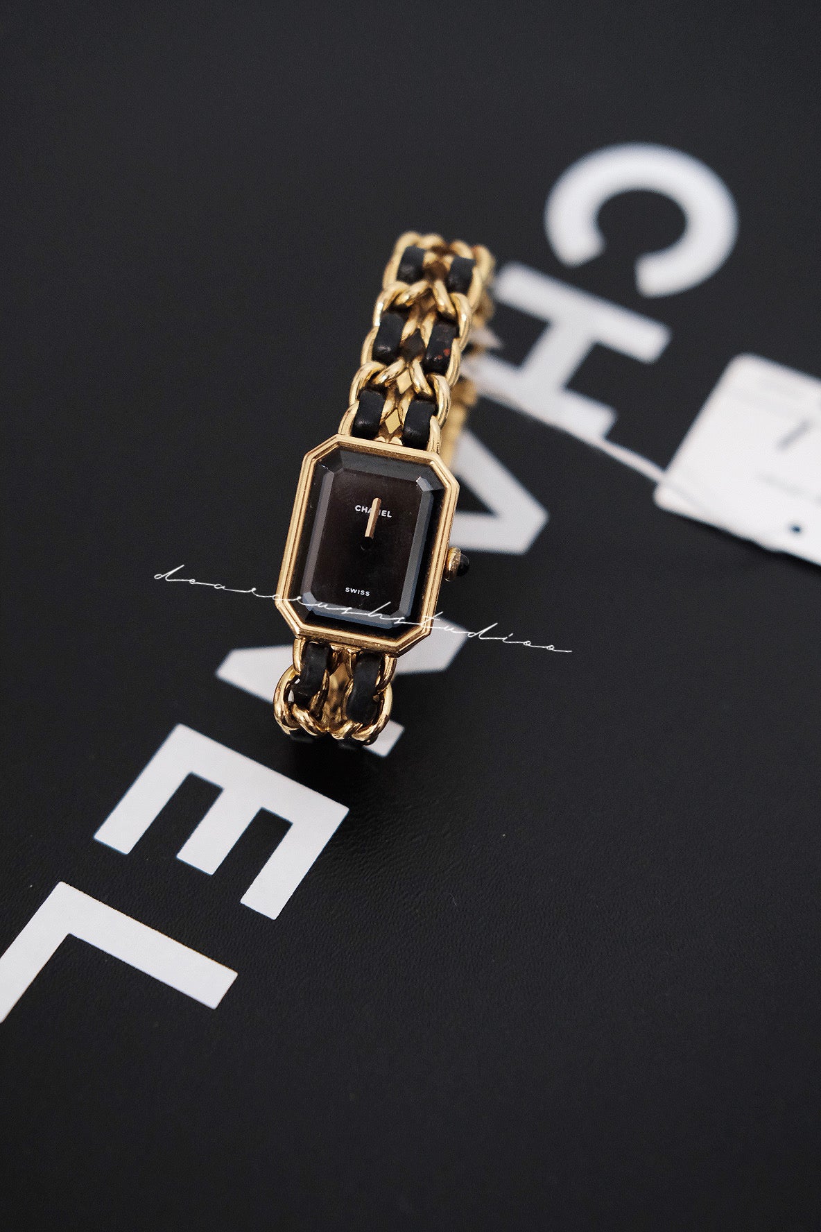 Chanel Vintage Première Watch · 專櫃復刻中古款皮穿鏈手錶