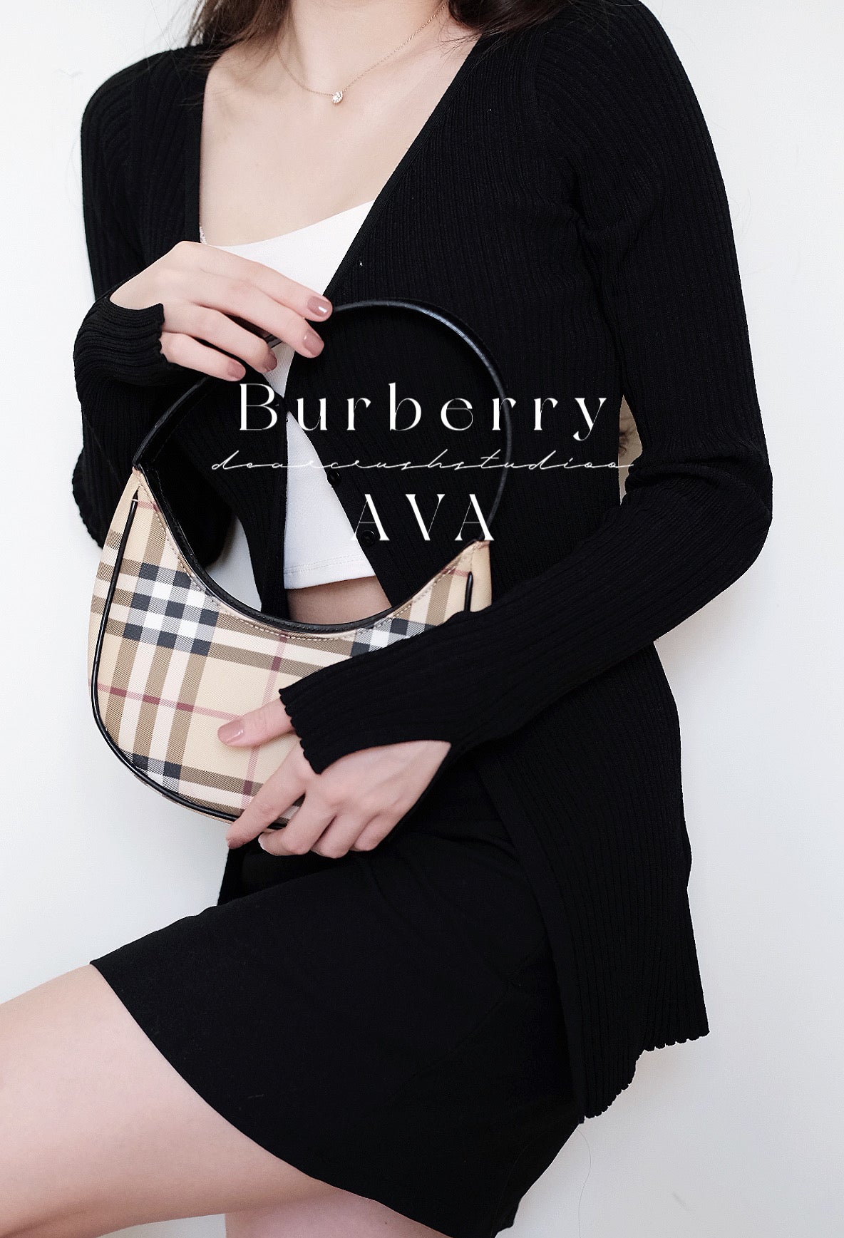 Burberry AVA · 中古限量版經典格紋半月包