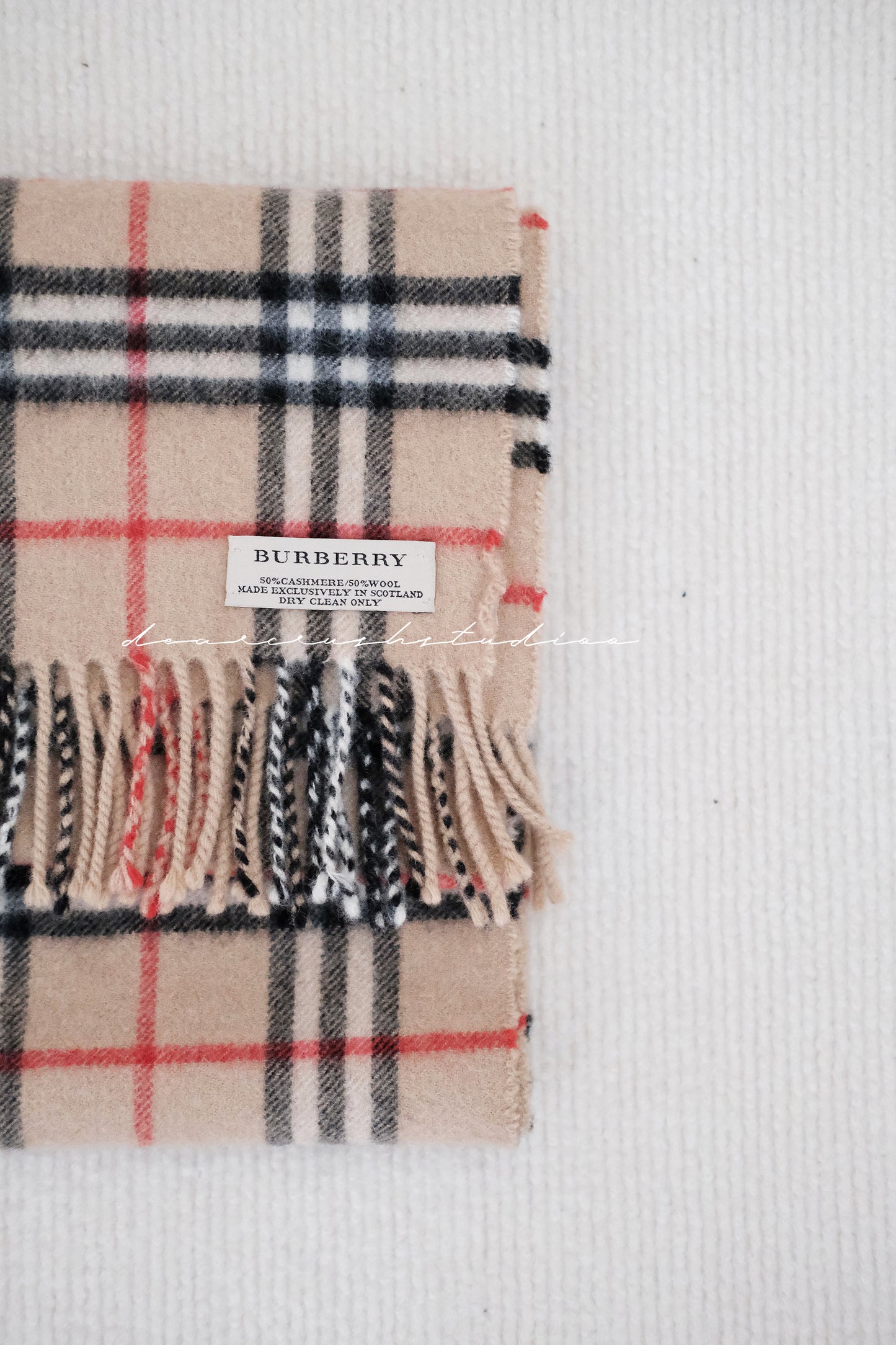 Burberry Wood Scarf · 經典格紋軟熟親膚羊毛圍巾