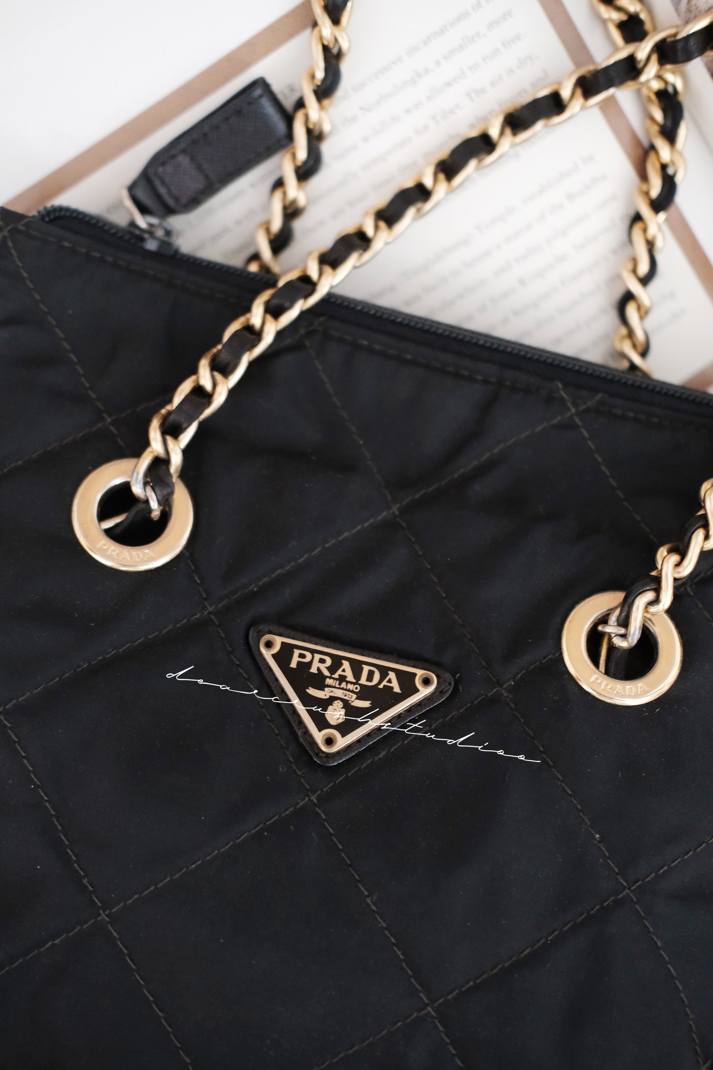 Prada Nylon Chain Tote · 中古獨有皮穿鍊尼龍降落傘系列